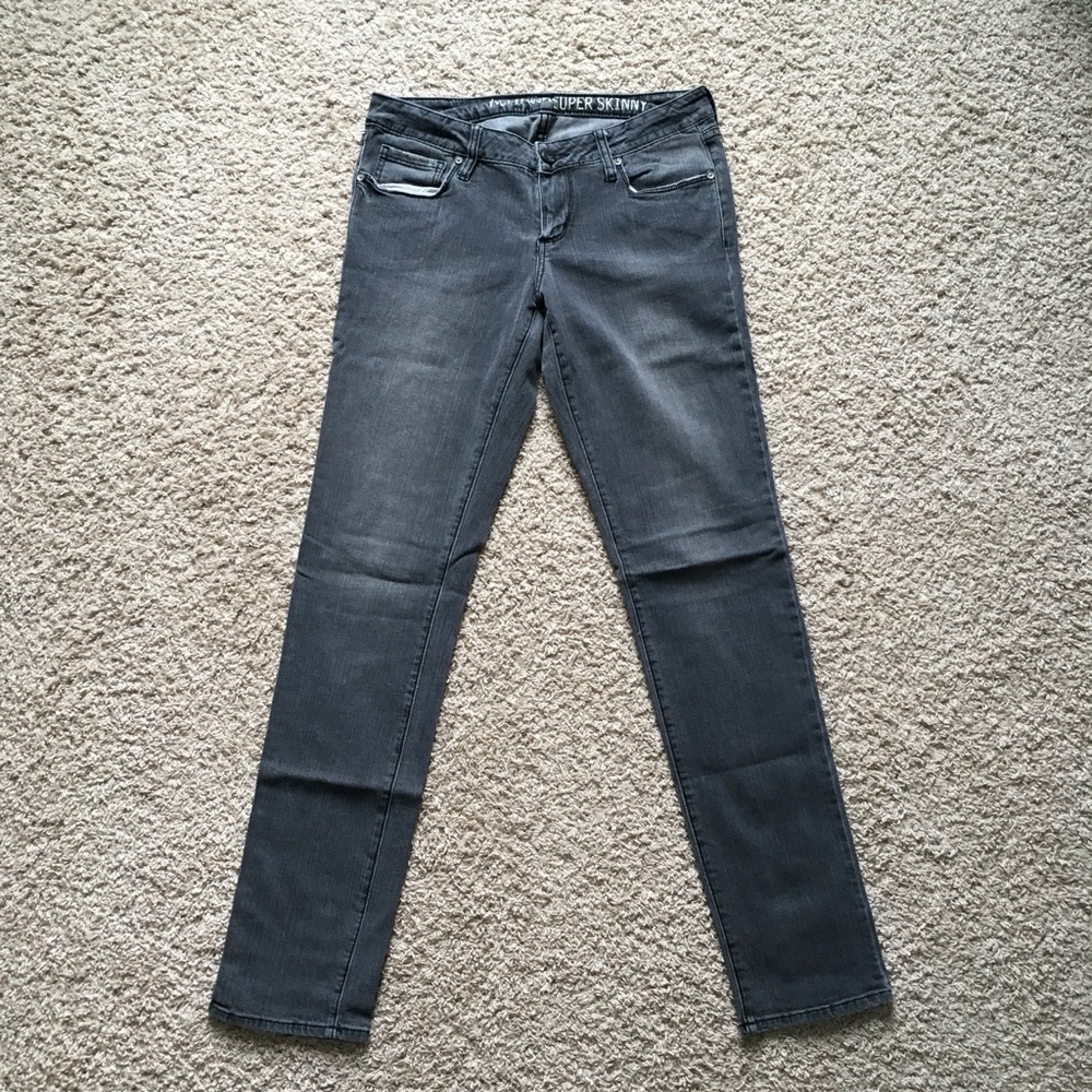 Bullhead Skinny Jeans
